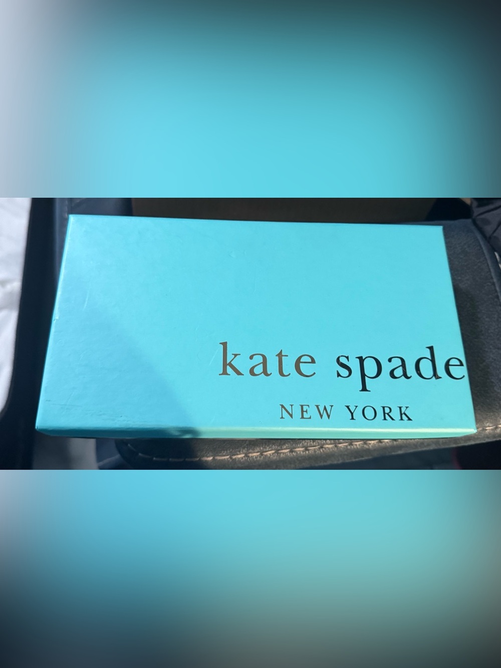 kate spade turquoise zip-around wallet - Picture 4 of 4